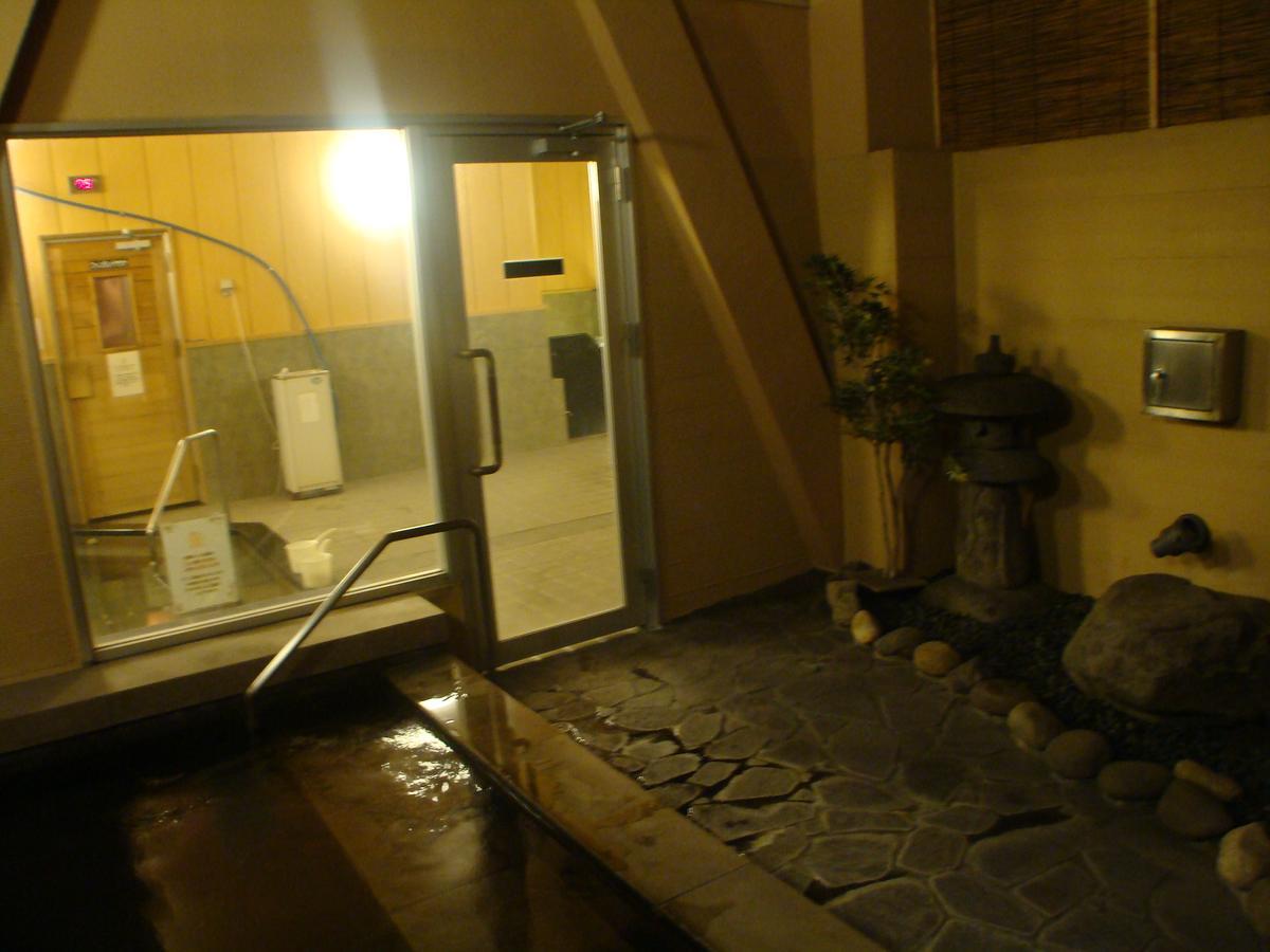 Kumamoto Capsule Hotel Exterior photo