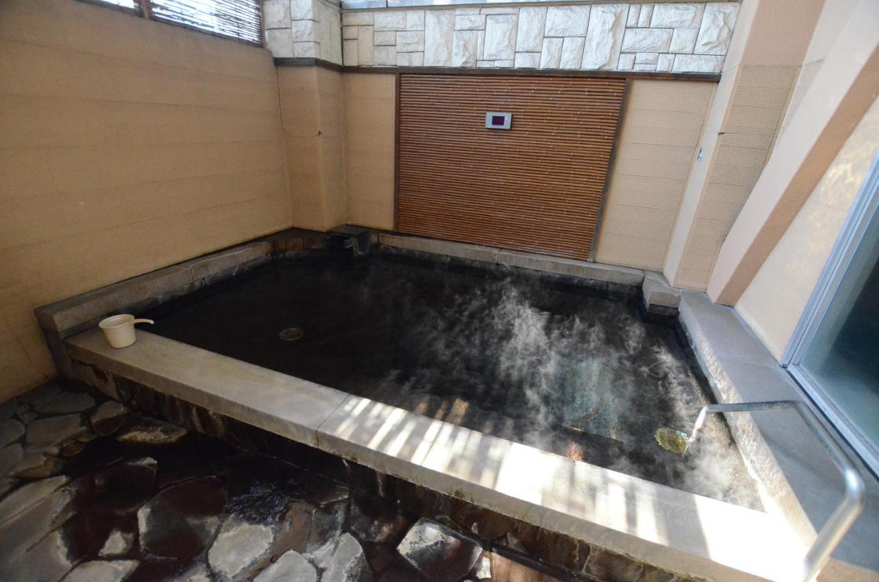 Kumamoto Capsule Hotel Exterior photo