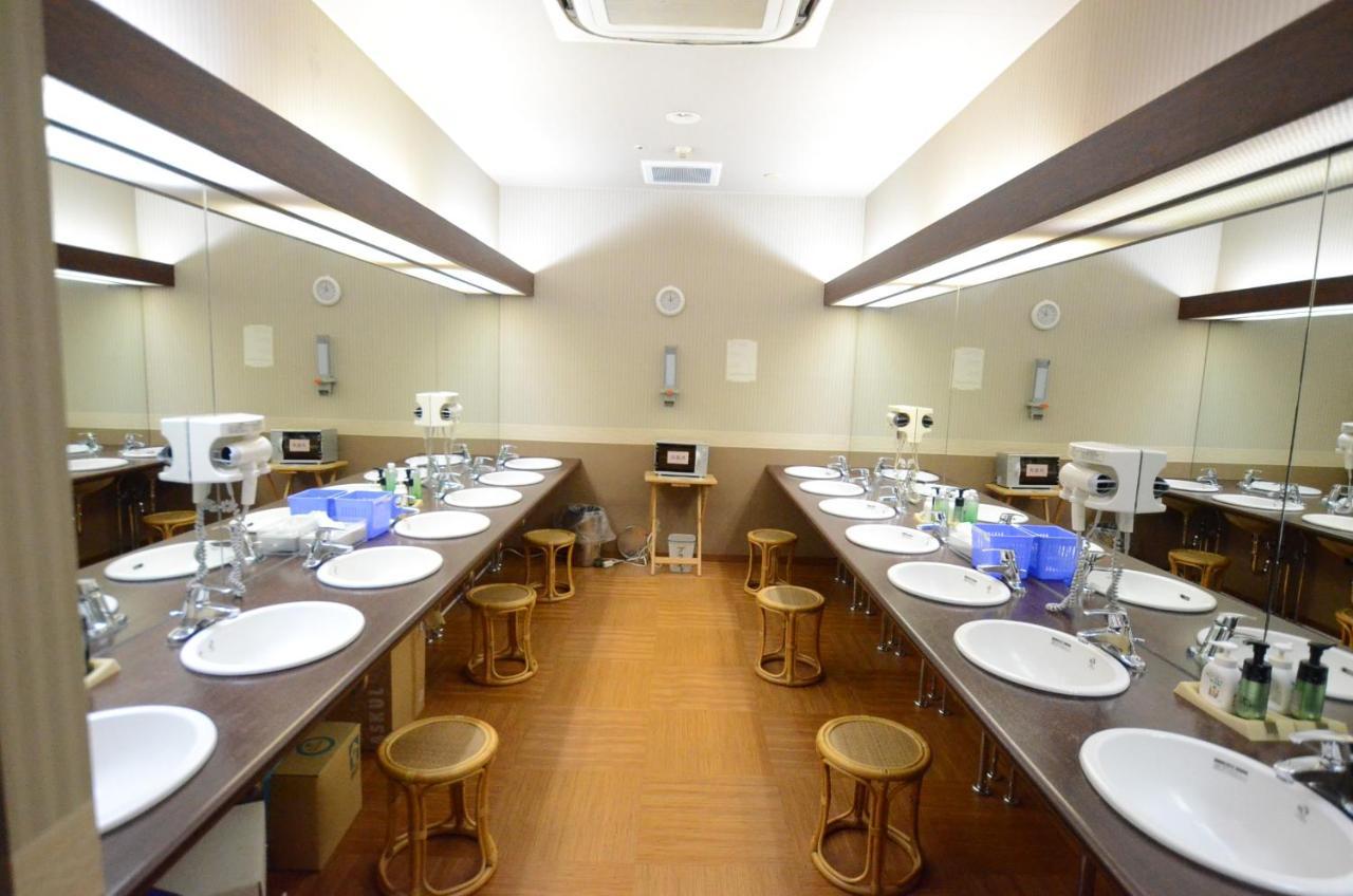 Kumamoto Capsule Hotel Exterior photo